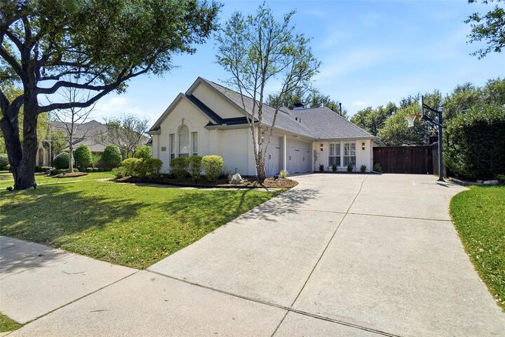 Property Photo:  5009 Arbor Hollow Drive  TX 75072 