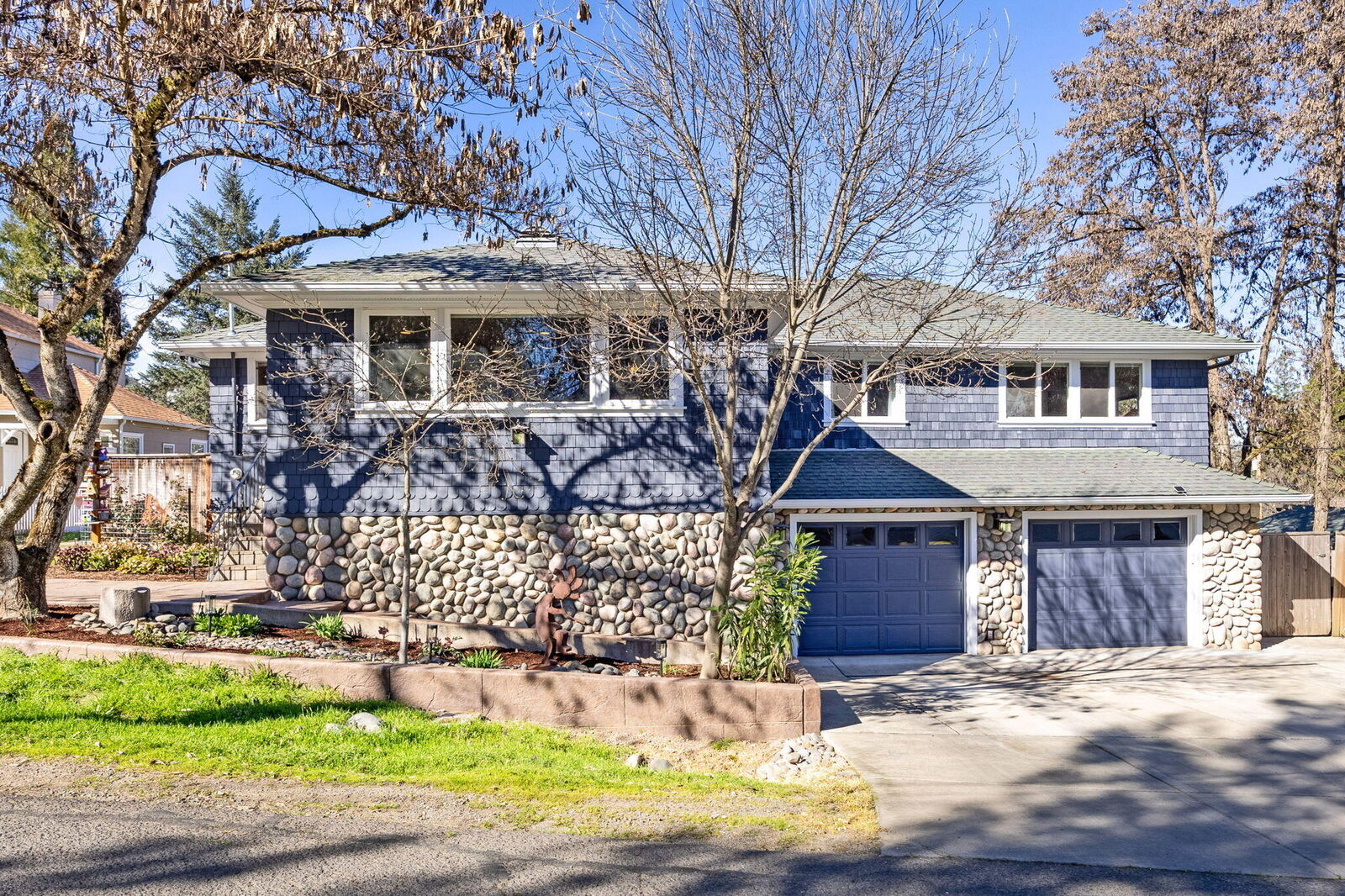 Property Photo:  120 Graham Street  OR 97530 