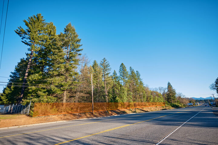 Property Photo:  0 Redwood Highway 39-08-16-D0 Lot 600  OR 97523 