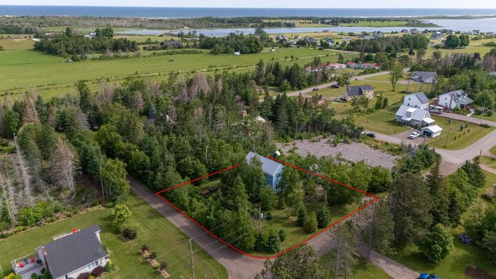 Photo de la propriété:  10 Pine Street  PE C1E 2W1 