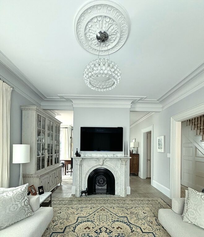 Property Photo:  43 Waverly Street  MA 02445 