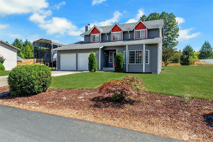 Property Photo:  21415  23rd Avenue E  WA 98387 