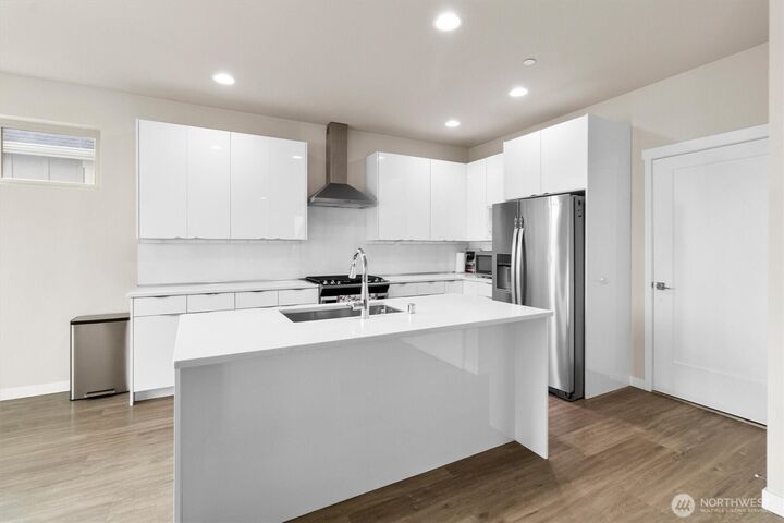 Property Photo:  703  Northview Avenue  WA 98226 