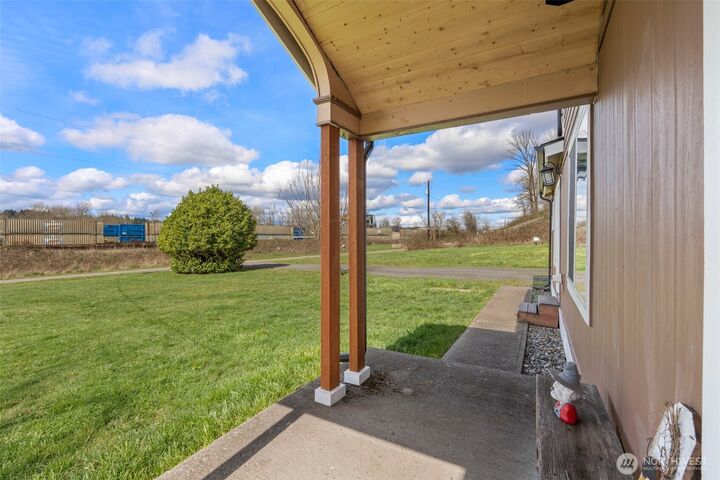 Property Photo: 1620 Delaware Avenue WA 98531