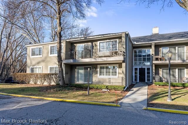 Property Photo:  1115 N Old Woodward Avenue 57  MI 48009 