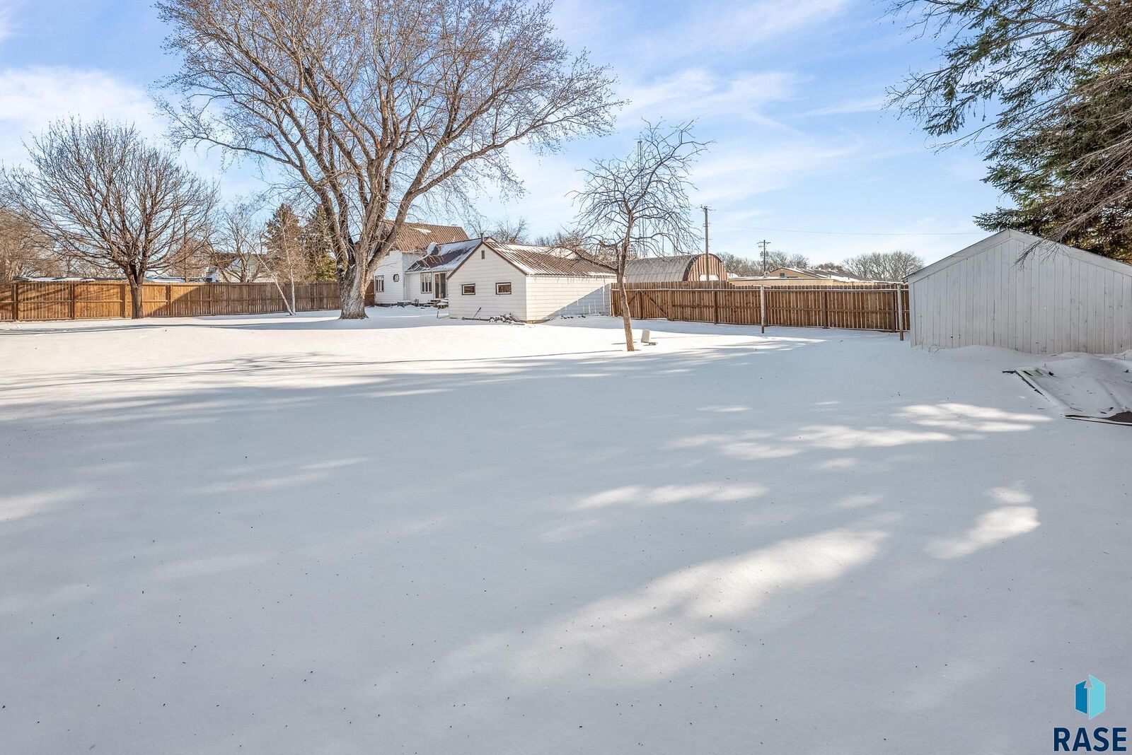 Property Photo: 223 E 9th St SD 57013