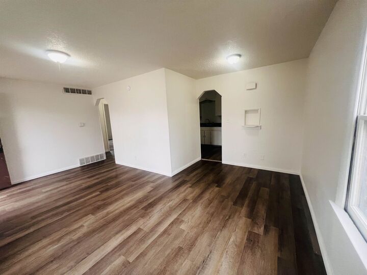 Property Photo: 1516 E 16th N. KS 67214