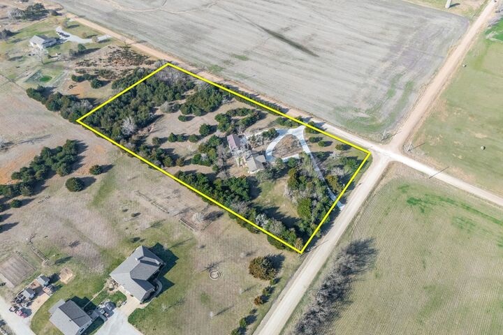 Property Photo:  4936 NW County Line Rd  KS 67017 