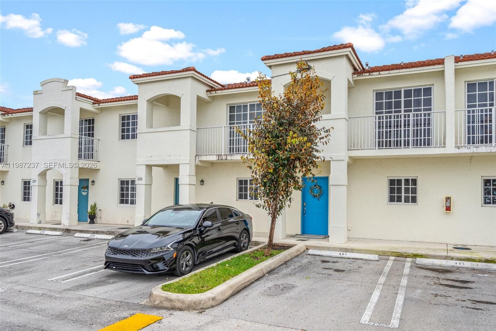 Property Photo: 243 SW 6th Ln FL 33034