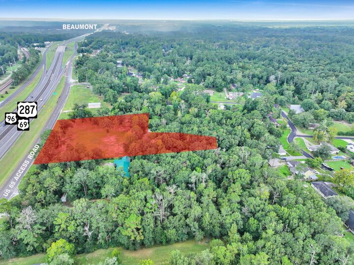 Property Photo: 4074 Highway 69 S TX 77657