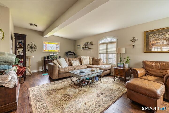 Property Photo:  5 Mount Pleasant Road  CT 06470 