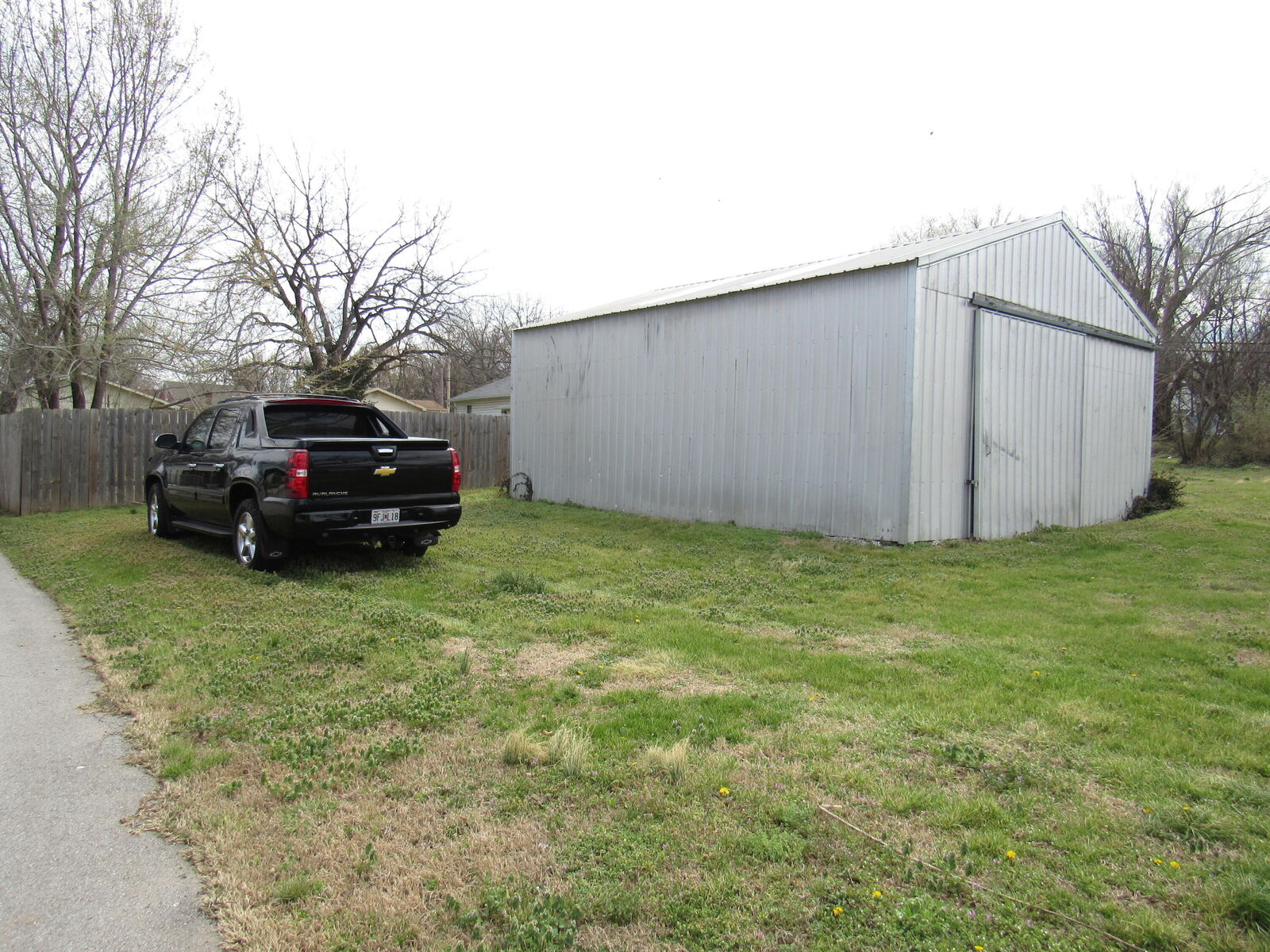 Property Photo:  1825 W High Street  MO 65803 