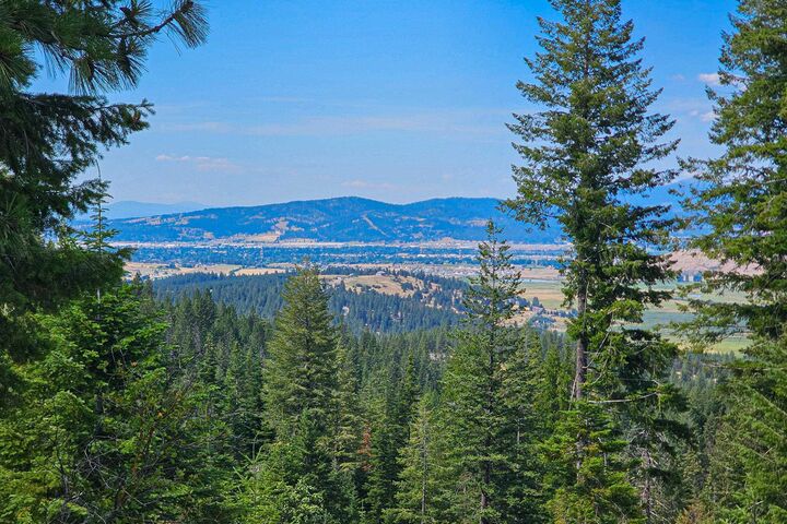 Property Photo:  Nka E Belmont Rd Parcel B  WA 99023 