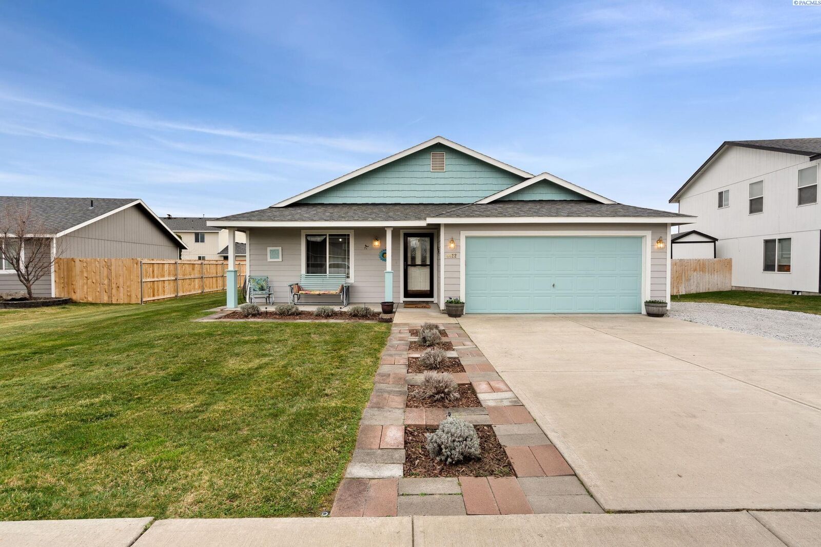 Property Photo:  4422 Kubota Ln  WA 99301 