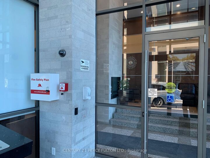 Property Photo: 88 Grangeway Avenue 2910 ON M1H 0A2