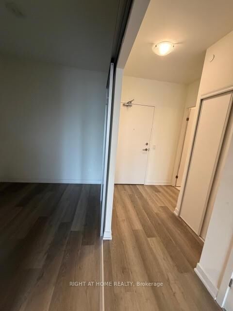 Property Photo:  6 David Eyer Road 307  ON L4S 0N5 
