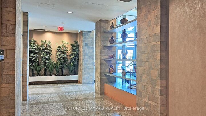 Property Photo: 68 Grangeway Avenue 1107 ON M1H 0A1