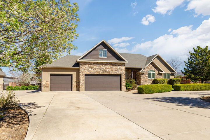 Property Photo:  346 W Canyon Trails Dr  UT 84783 