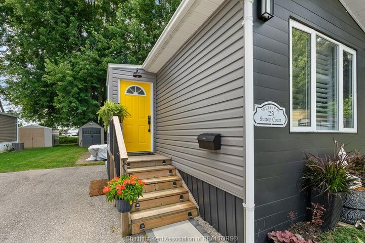 Property Photo: 23 Sutton Court ON N7L 4G4