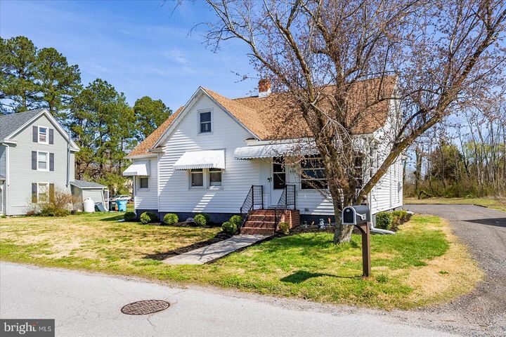 Property Photo:  411 E Walnut Street  MD 21830 