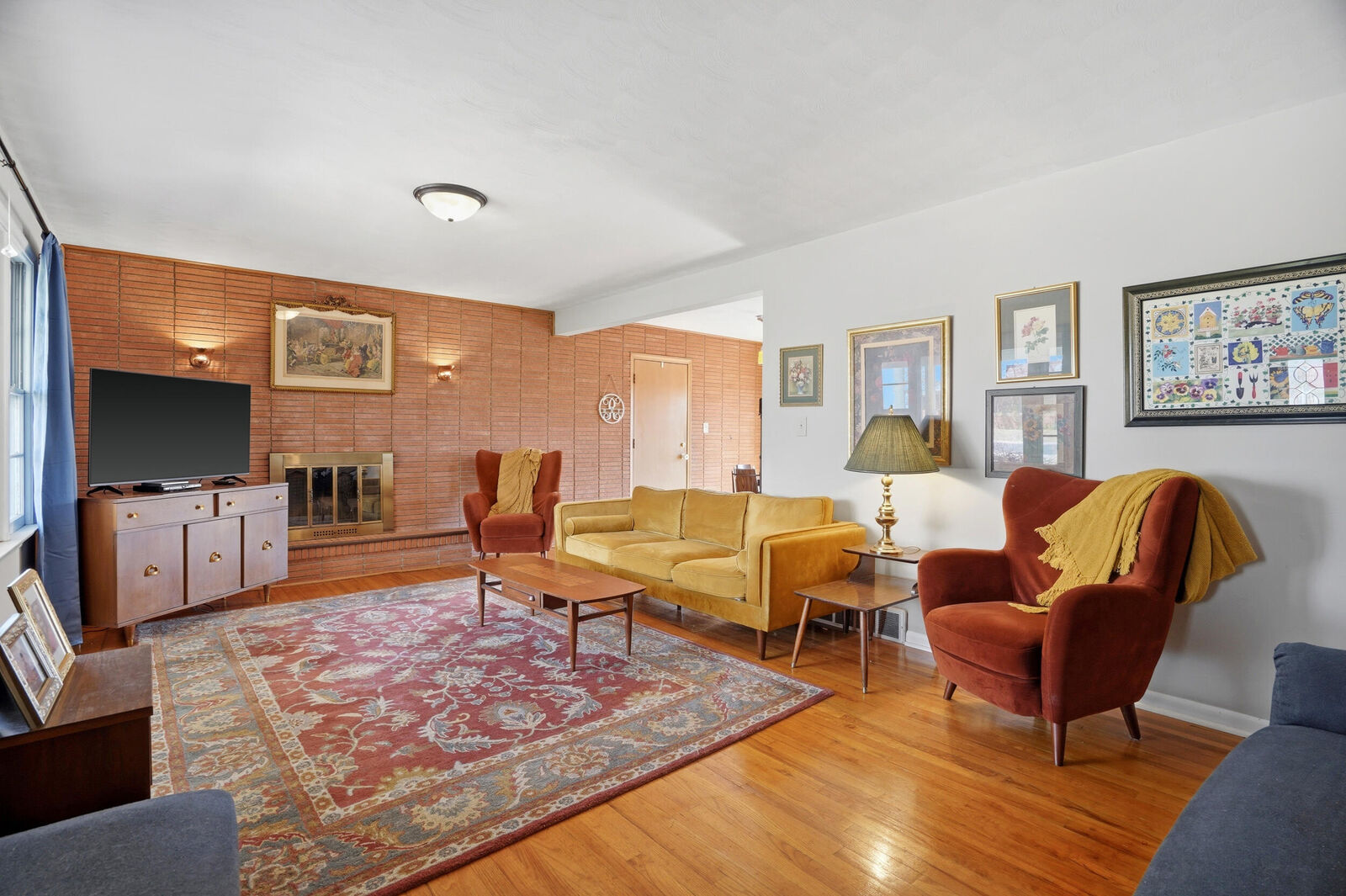 Property Photo:  2214 Bluff Blvd  MO 65201 