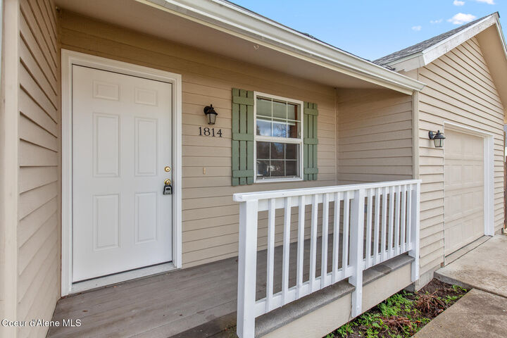 Property Photo: 1814 N Medina St ID 83814