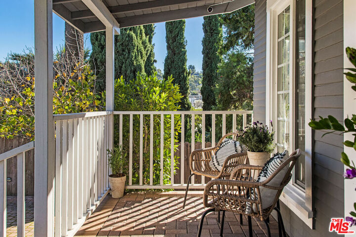 Property Photo:  2415 Edgewater Ter  CA 90039 