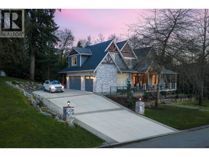 Property Photo:  12530 241 Street 8  BC V4R 2V8 