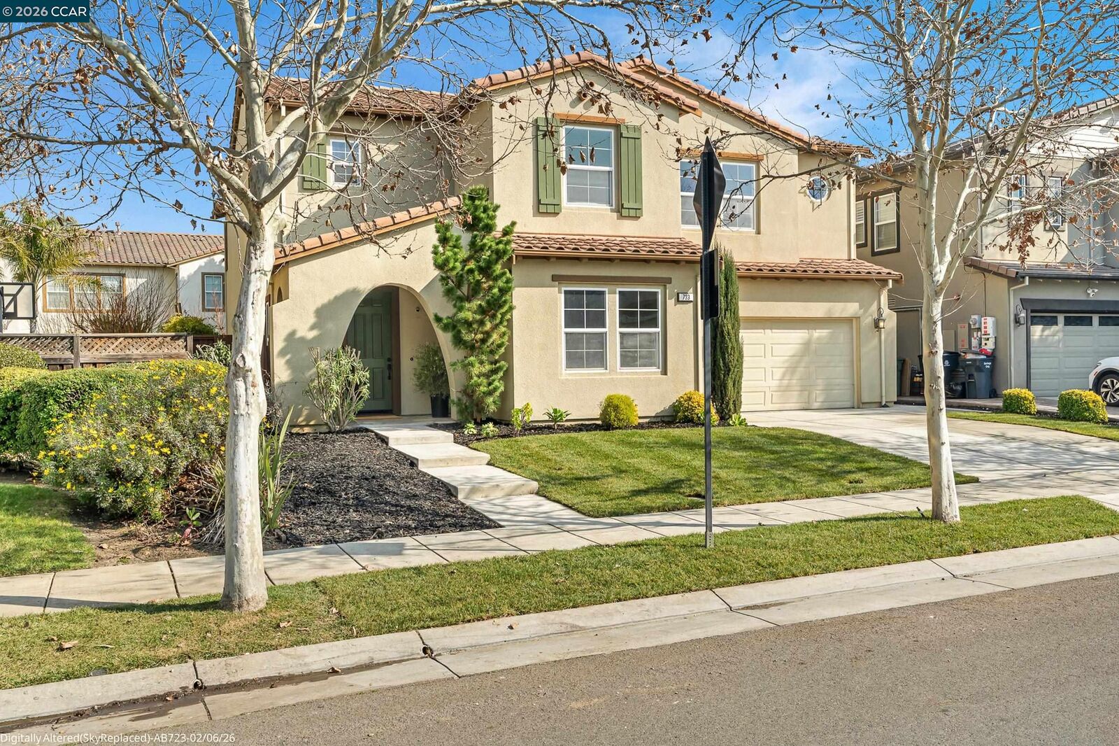 Property Photo: 733 W Questa Trl CA 95391