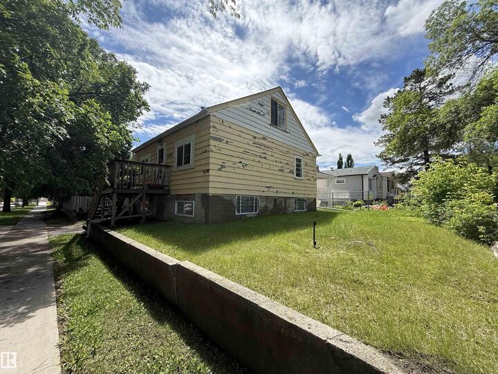 Property Photo: 10186 143 Street NW AB T5N 2S2
