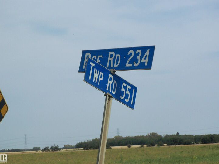 Property Photo:  Twp 551 Rr234  AB T8T 2A7 