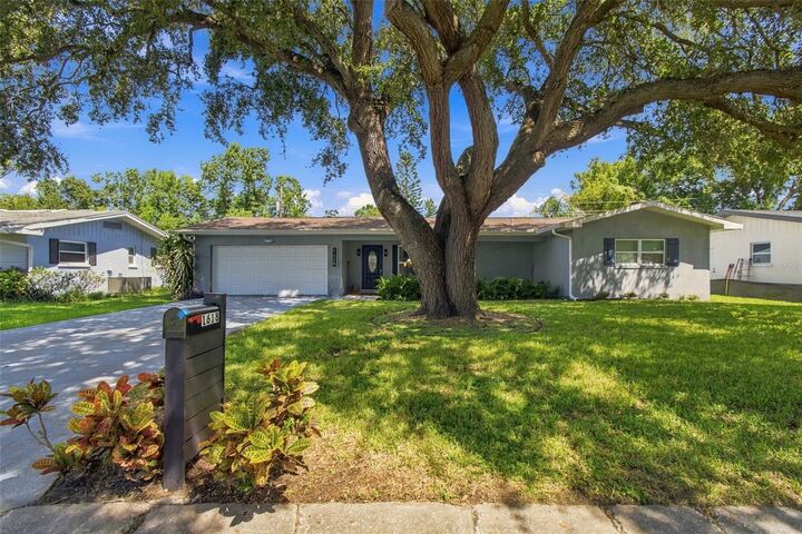 Property Photo: 1618 Barry Road FL 33756