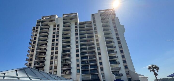 Property Photo:  450 S Gulfview Boulevard 1208  FL 33767 