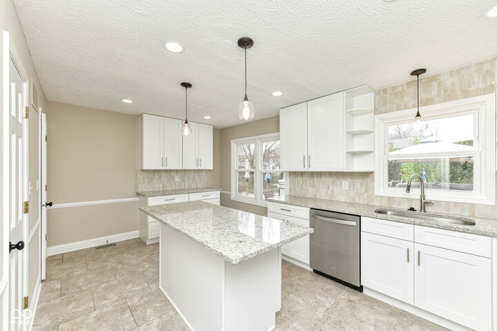 Property Photo:  726 Ironwood Drive  IN 46033 