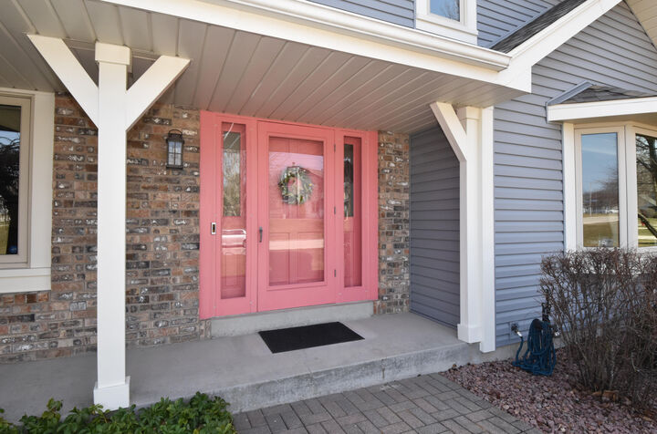 Property Photo:  4203 W Tumblecreek Ct  WI 53132 