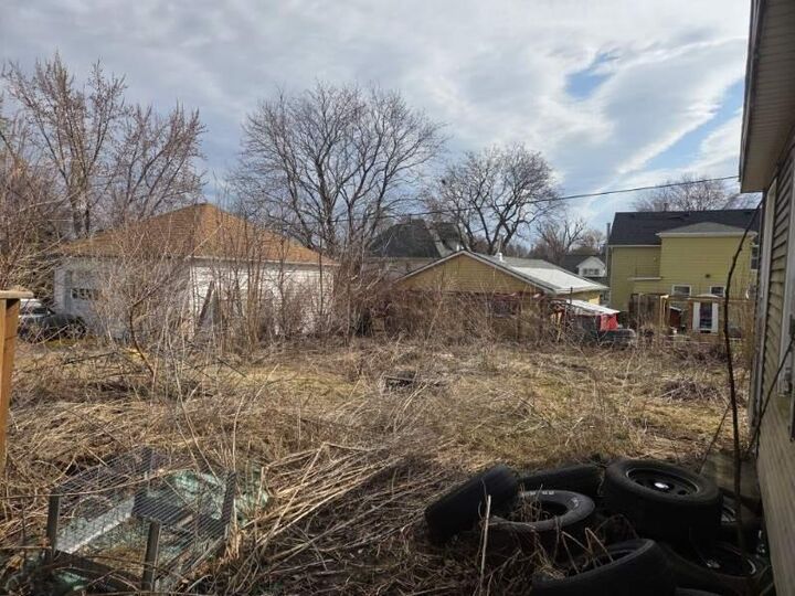 Property Photo:  218 N Henninger St  WI 53050 