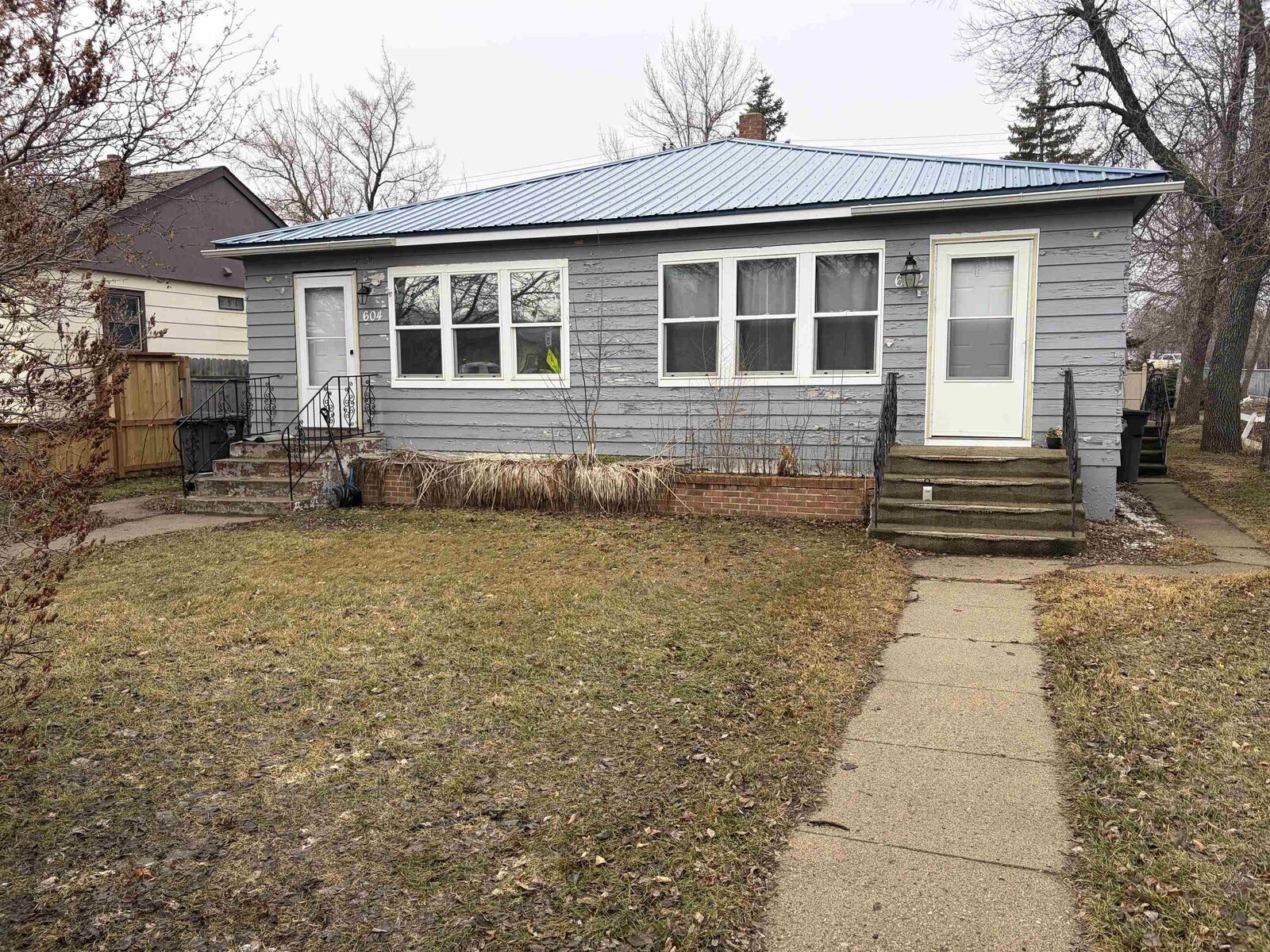 Property Photo:  602 & 604 1st St SE  ND 58784 