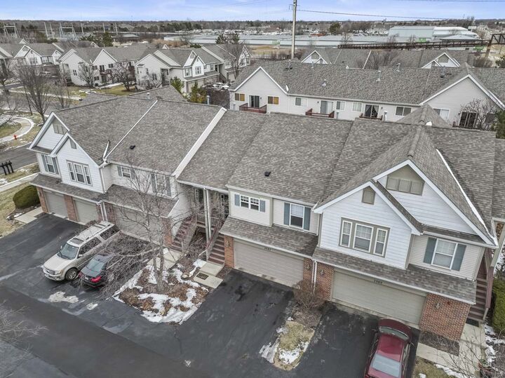 Property Photo:  2987 Saganashkee Lane 2987  IL 60564 