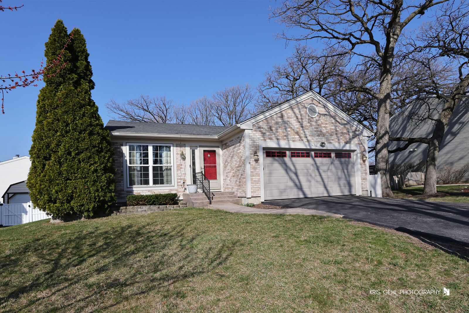 Property Photo:  2428 Bridle Circle  IL 60073 