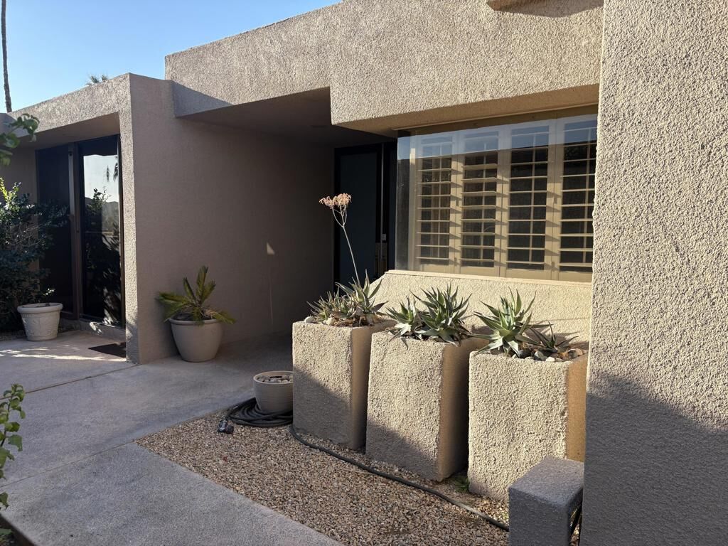 Property Photo:  73736 Club Circle Drive 403  CA 92260 