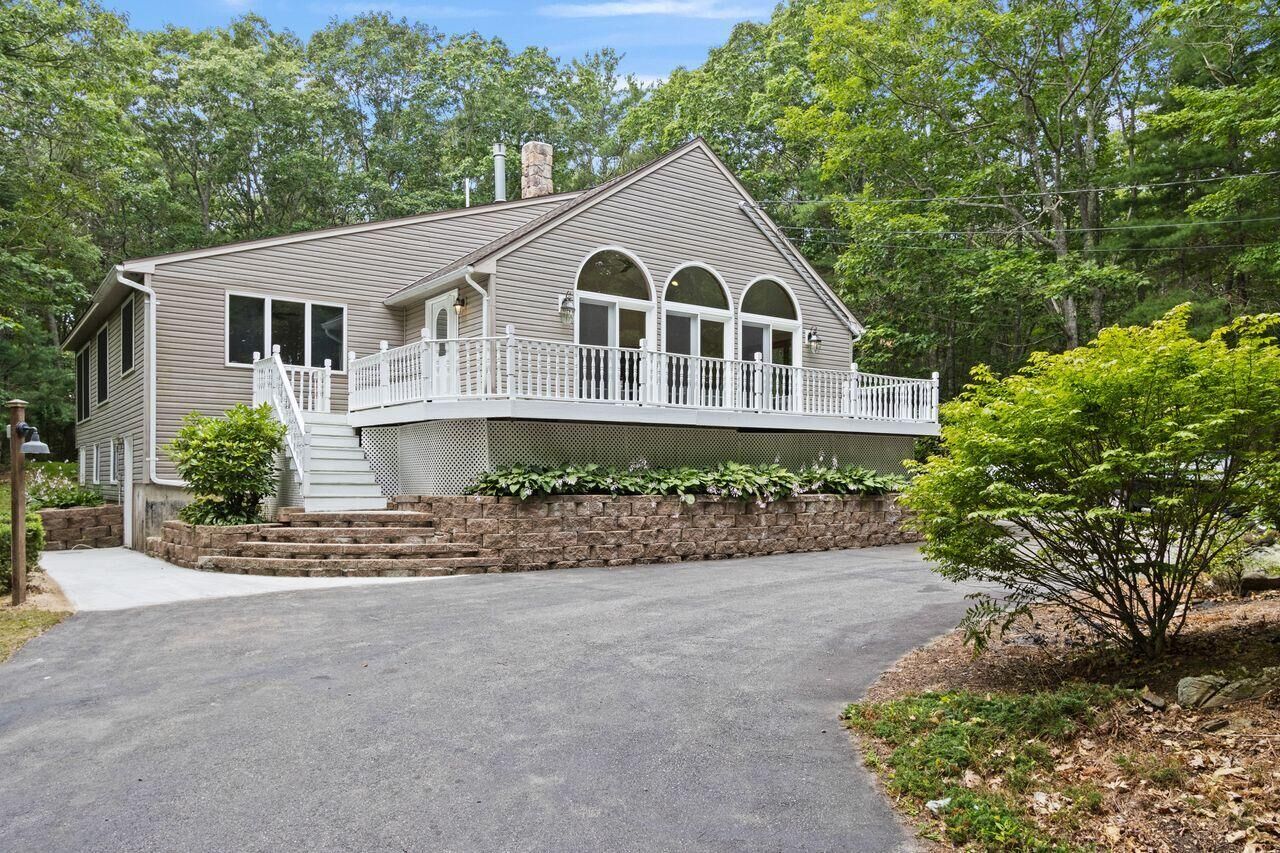 Property Photo:  66 Old Pool Road  ME 04005 