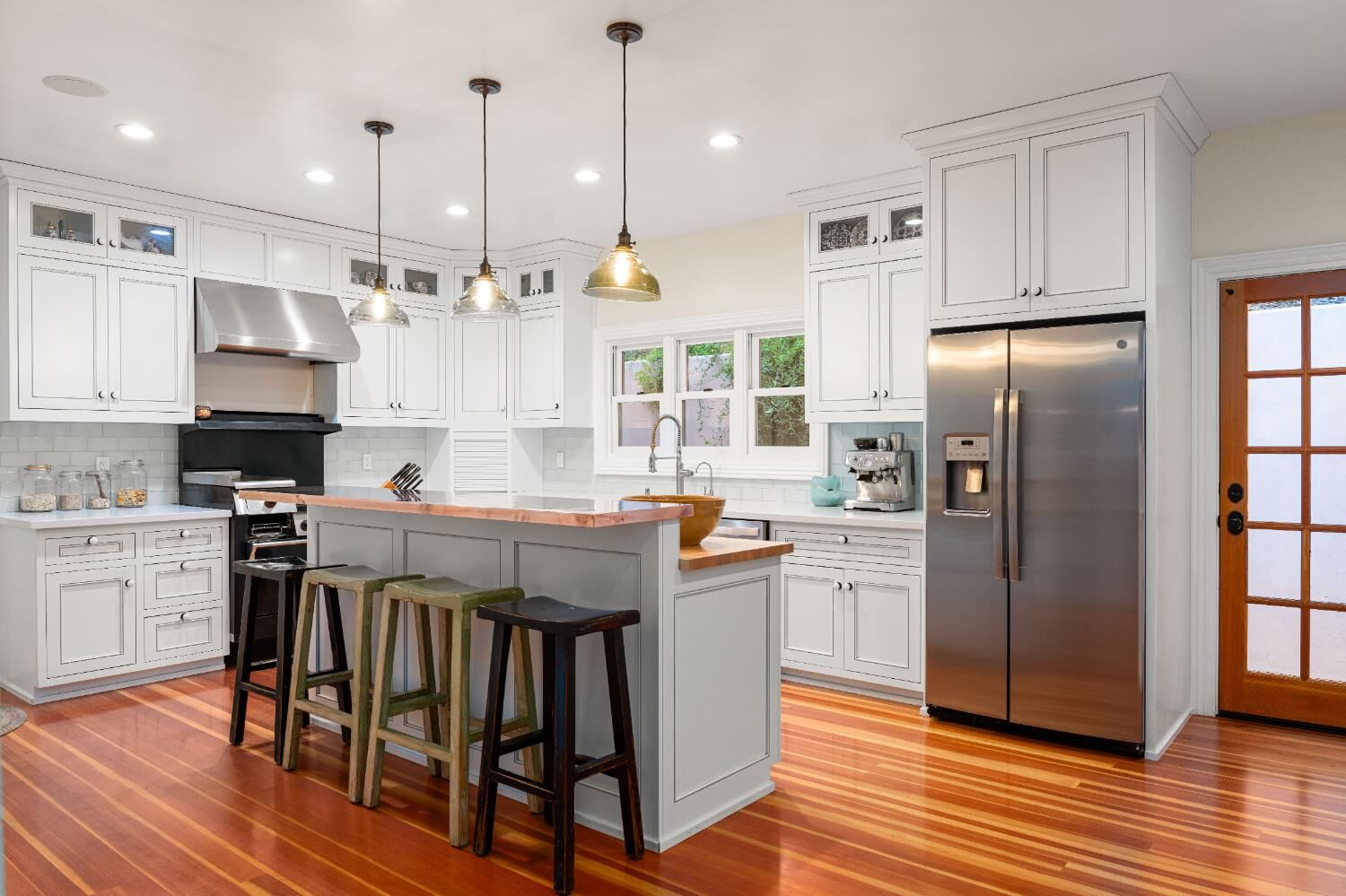 Property Photo:  990 Thompson Way  CA 95667 