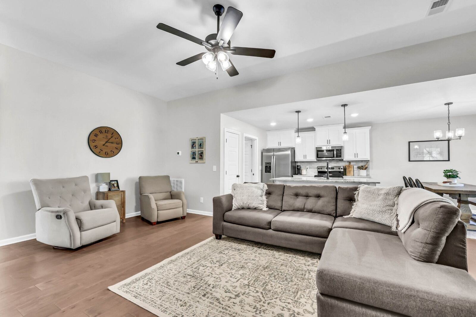 Property Photo: 1445 Fredrick Dr TN 37042