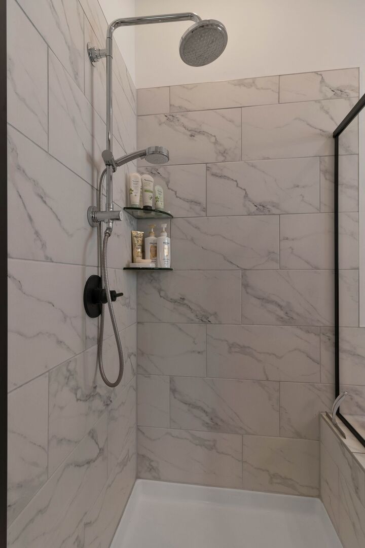 Property Photo:  928 Tynan Way E  TN 37135 