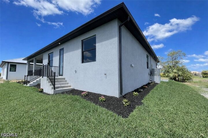 Property Photo:  24097 Peppercorn Road  FL 33955 