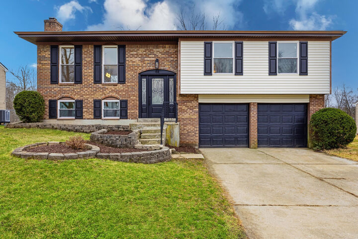 Property Photo: 44 Waterside Way KY 41017