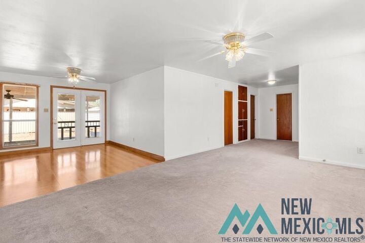 Property Photo:  900 E 10 Street  NM 88101 