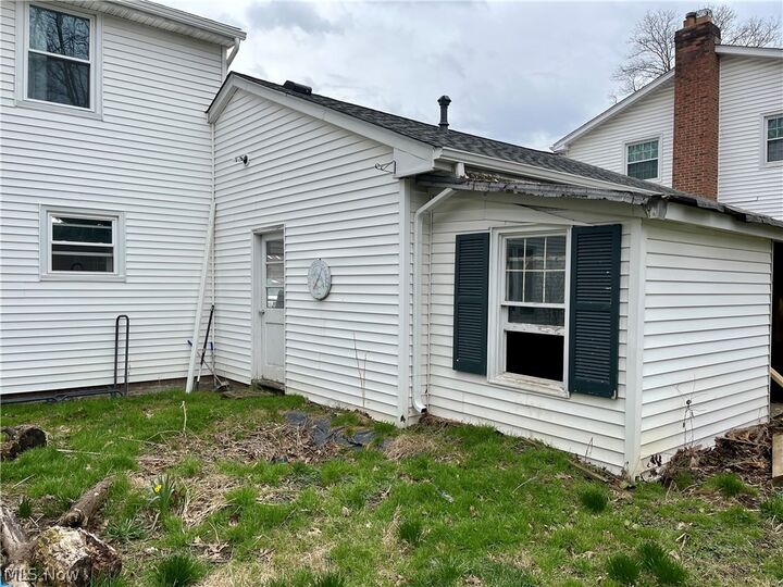 Property Photo: 333 Parkway Drive OH 44017