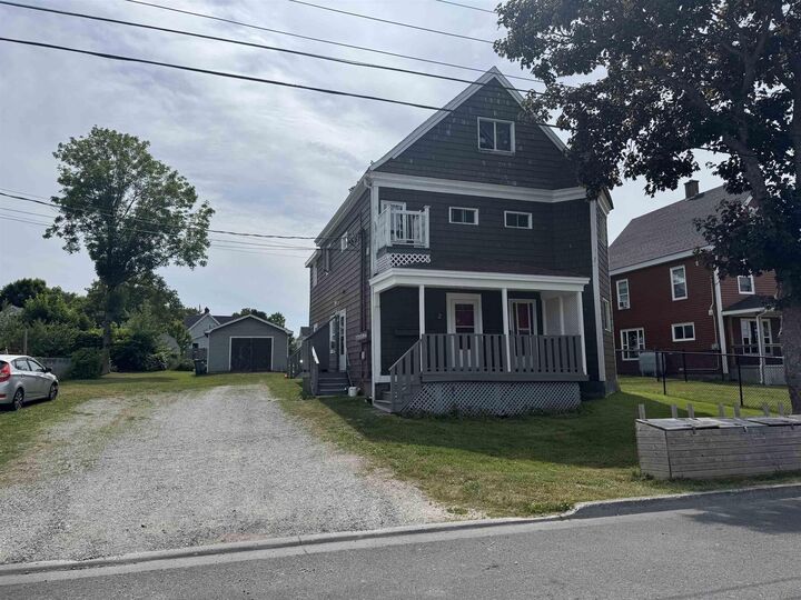 34 Oxford Avenue — photo 1