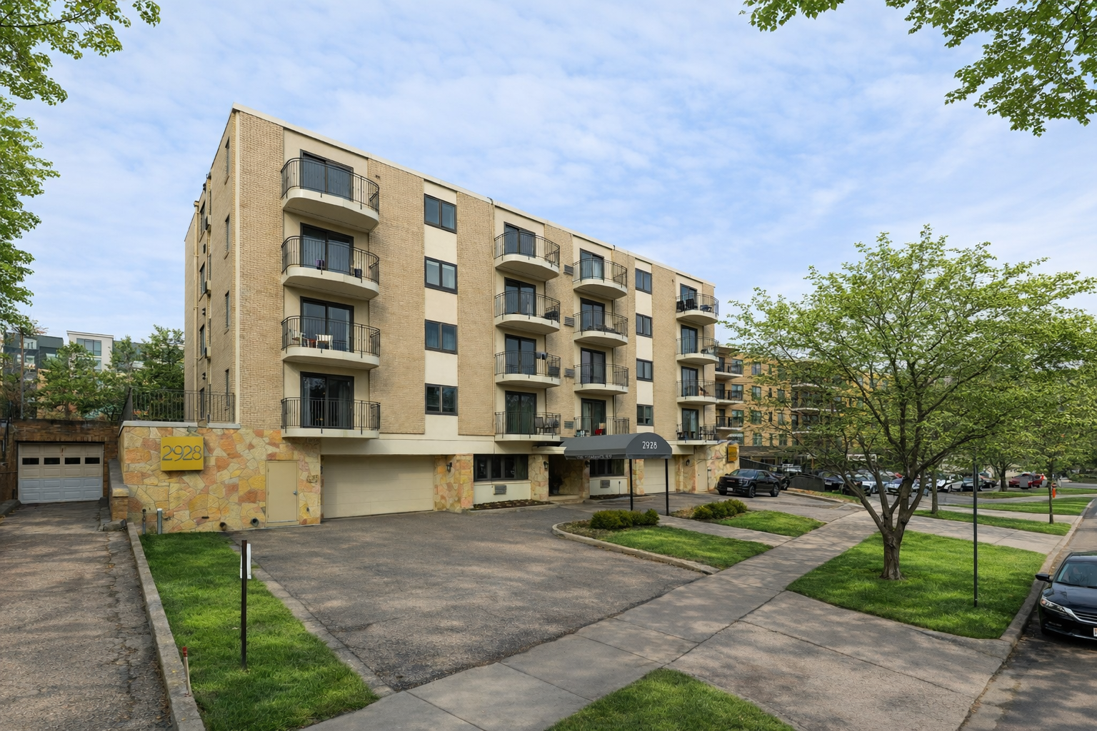 Property Photo:  2928 Dean Parkway 2L  MN 55416 